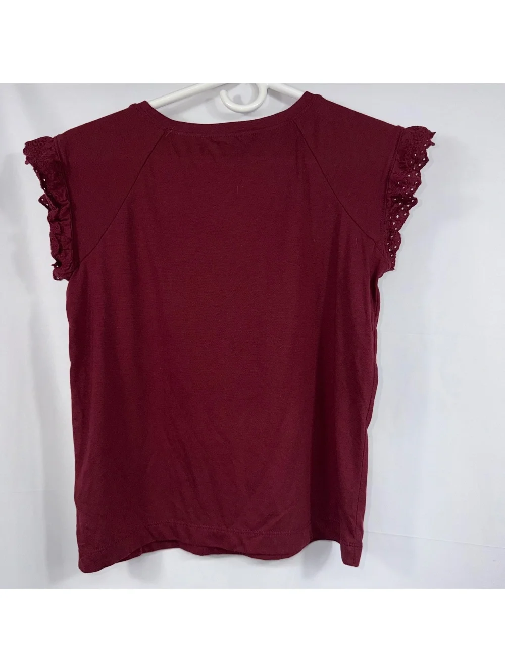 Cat & Jack Girls Size L 10/12 Burgundy Eyelet Flutter Sleeve Top